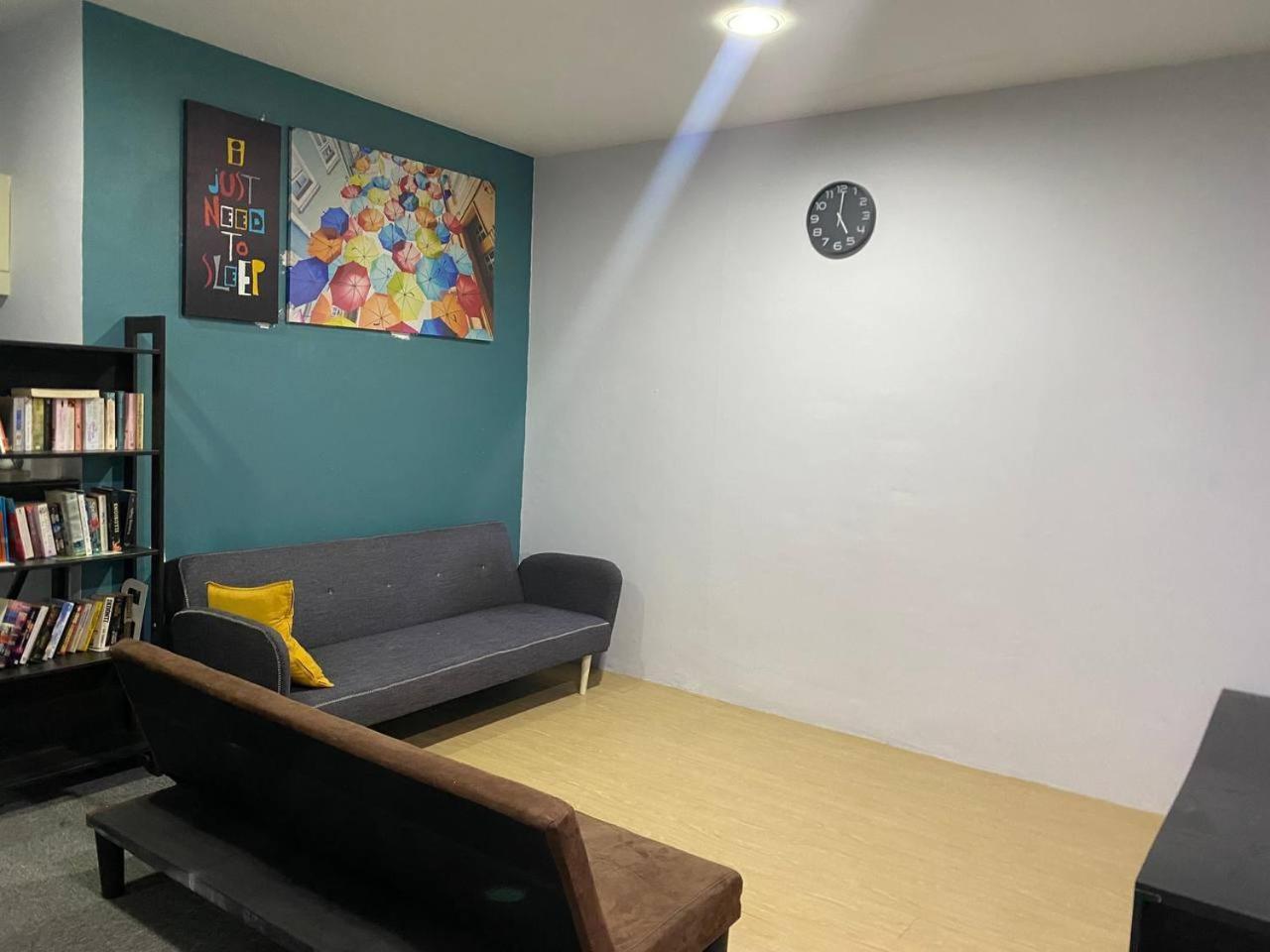 Hostel Wakaka