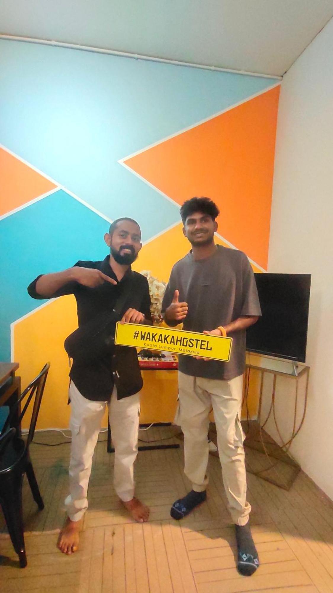 Hostel Wakaka *